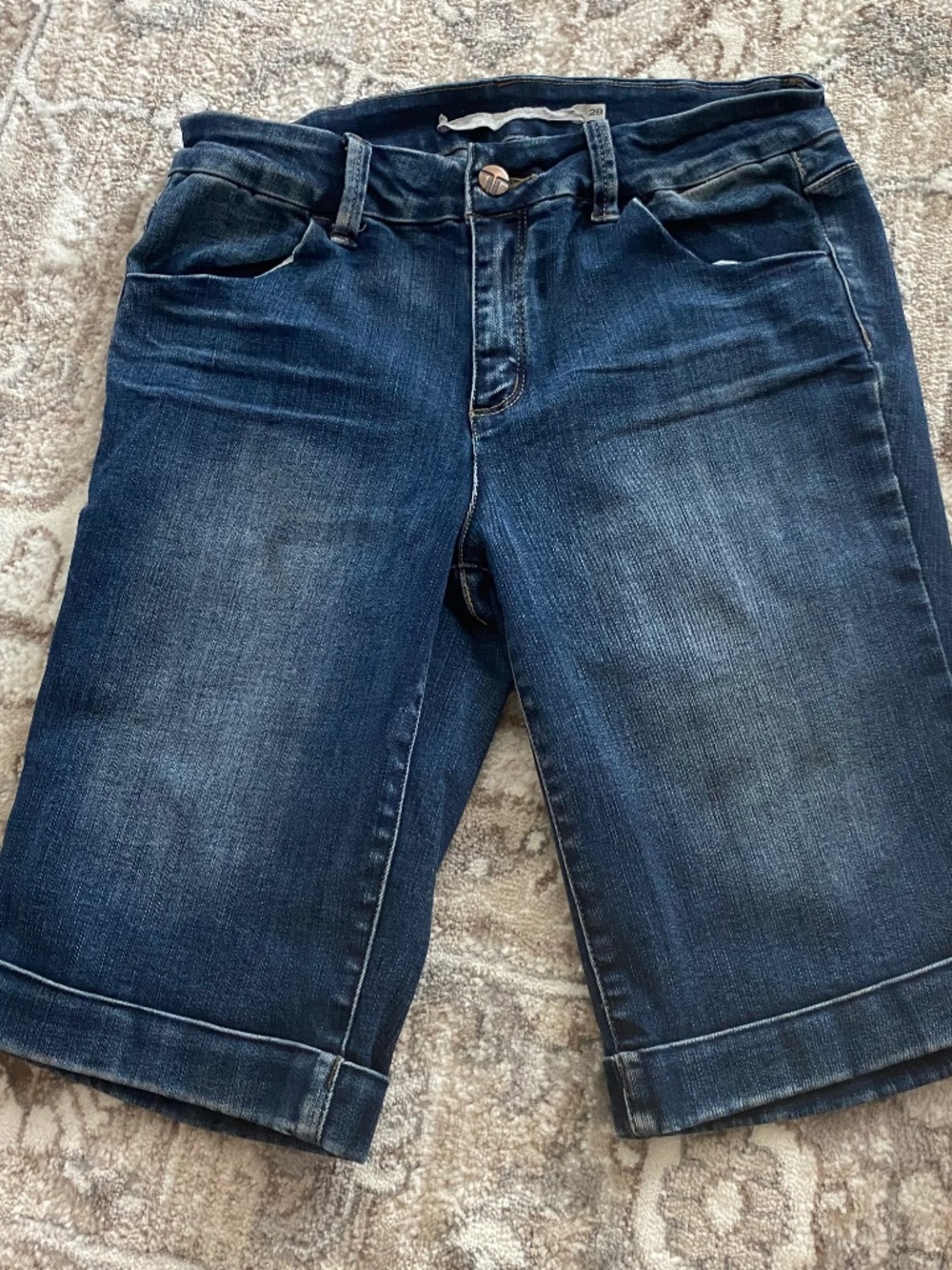 Tractr jean shorts—28